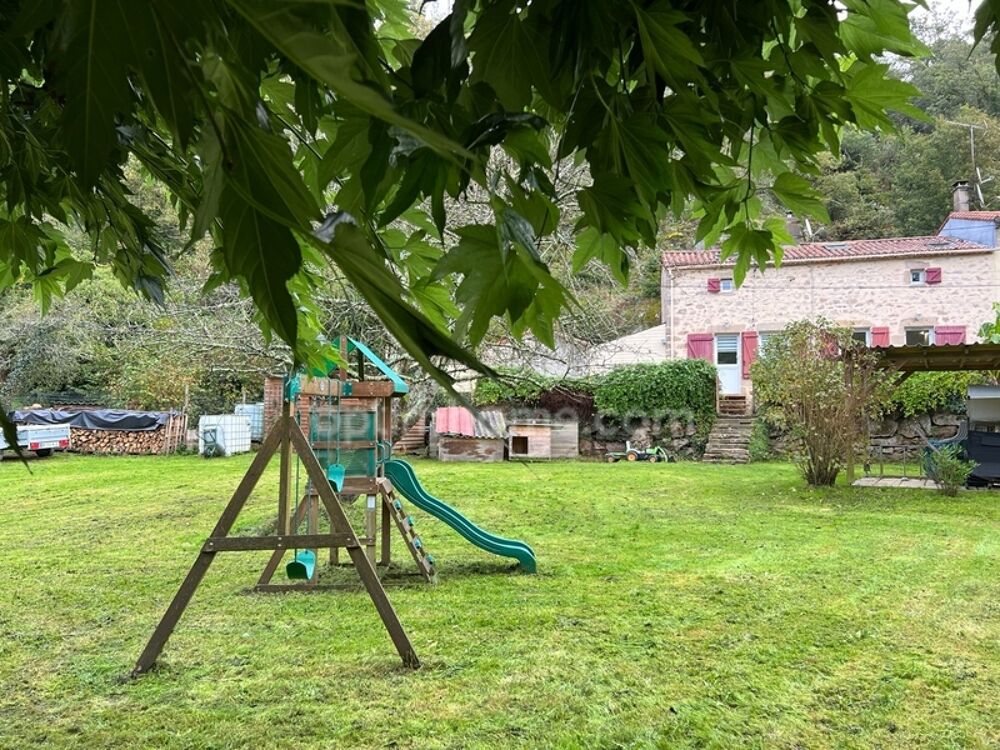 Vente Maison Maison à vendre 5 pièces MORTAGNE SUR SEVRE (85) Mortagne sur sevre