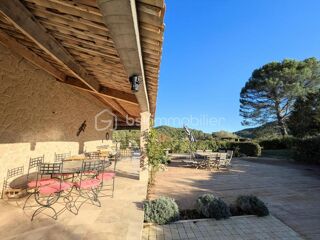  Maison � vendre 8 pi�ces 196 m�