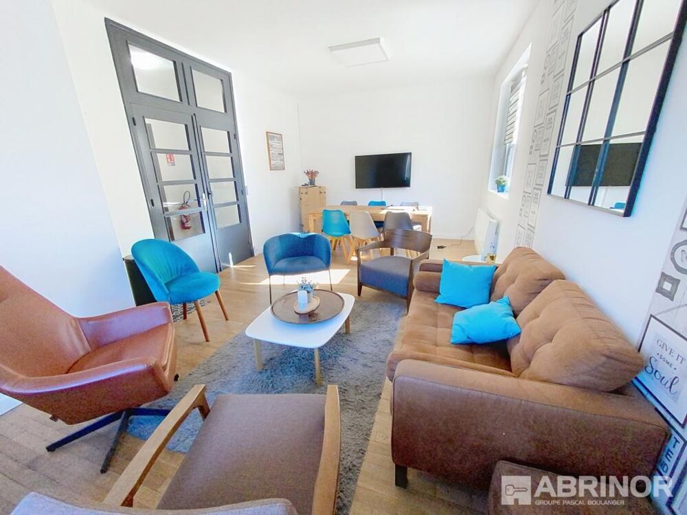  ENSEMBLE IMMOBILIER DE BUREAUX de 230m² de surface 