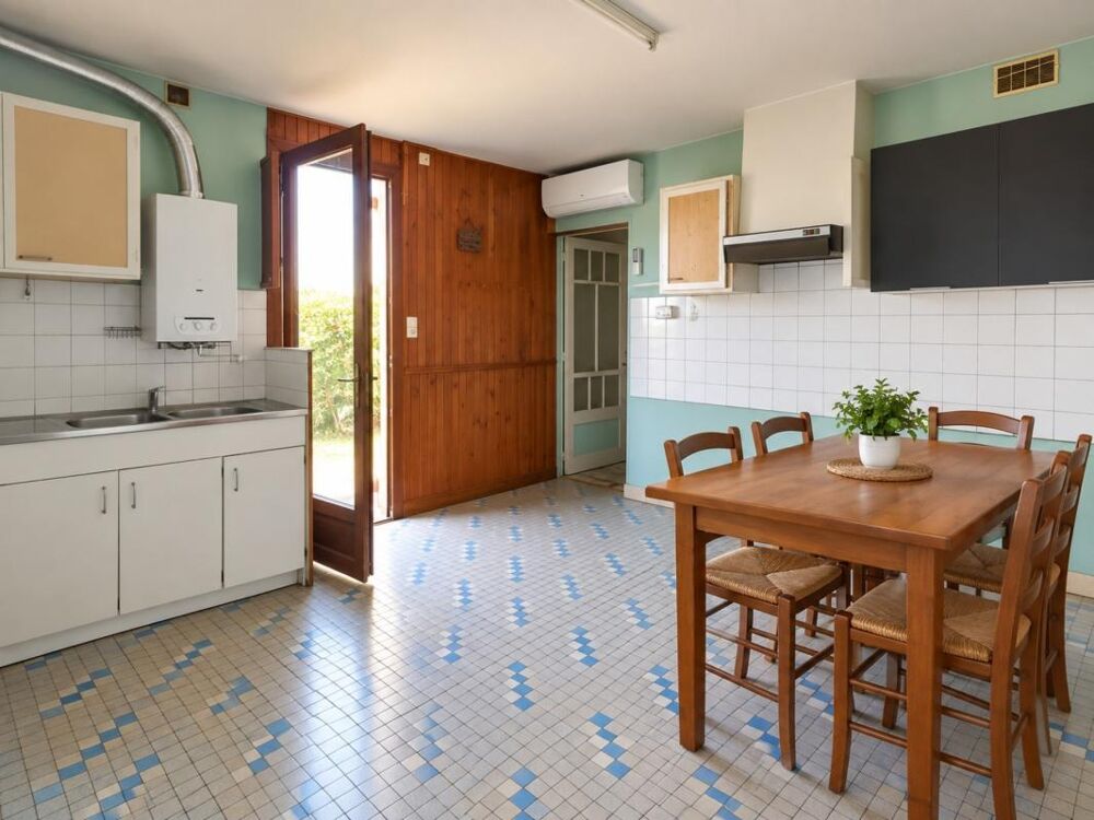 Vente Maison Taponnat, La Rochefoucauld, maison 83 m² avec dépendances et terrain clos 1725 m² Taponnat fleurignac