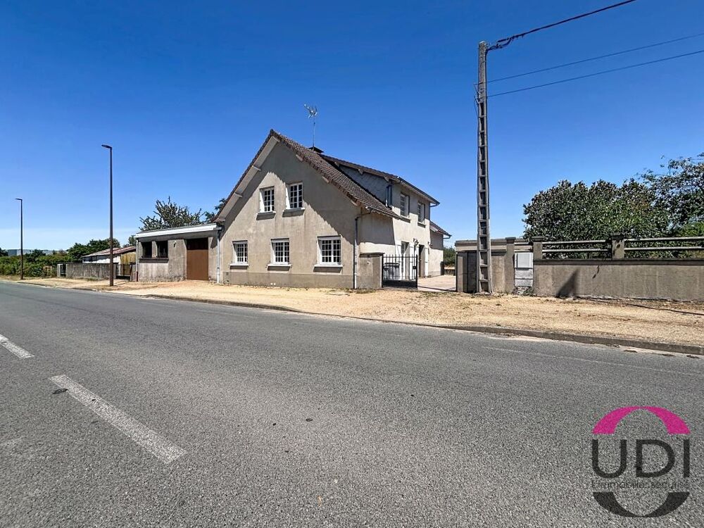 Maison familiale 160 m² avec hangar de 80 m² et terrain de 2 600 m² - Malicorne
