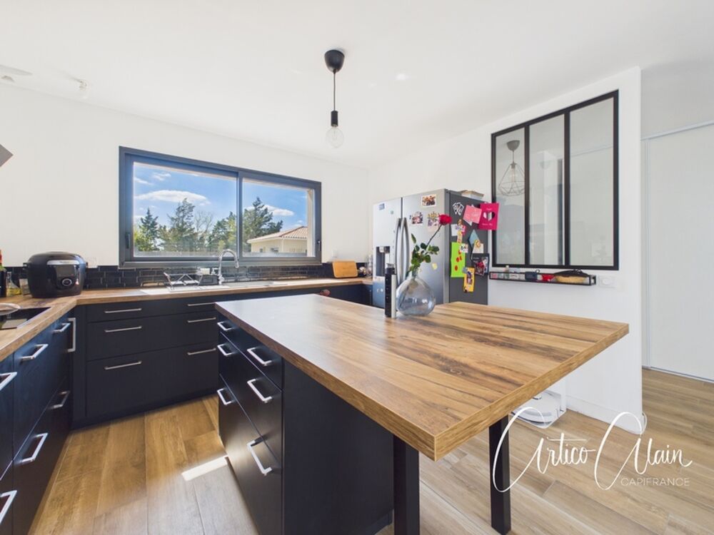 Maison à vendre maison de plain-pied de 110 m² avec piscine proche de VILLEFRANCHE DE LAURAGAIS