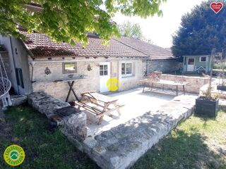  Propri�t�/ch�teau � vendre 6 pi�ces 87 m�