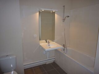  Appartement à louer 2 pièces 45 m²