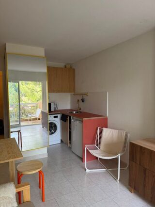  Appartement à louer 1 pièce 19 m²