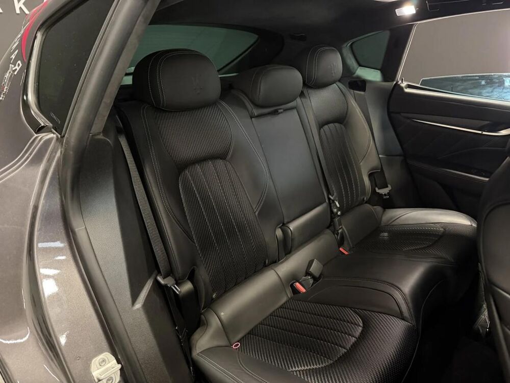 Levante 3.8 Trofeo Q4 580 CV 2022 occasion 74330 Poisy