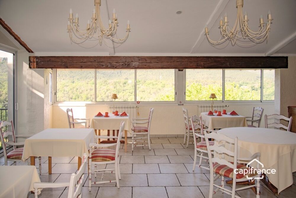 � vendre  Villa Bagnols-en-For�t (83600)