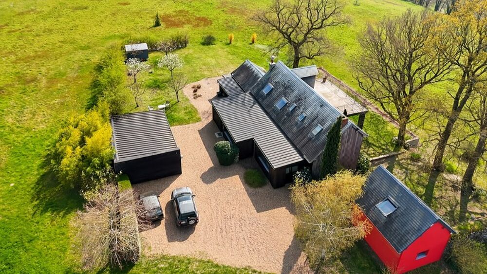Exception en pleine nature  Propriété avec 3,7 hectares et vue panoramique