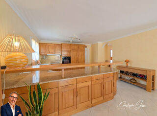  Maison à vendre 6 pièces 161 m²