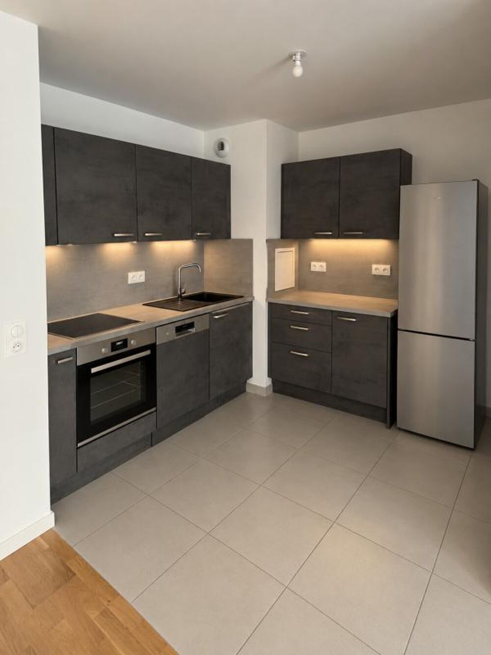 Vente Appartement ** NOUVEAU ! EXCEPTIONNEL 4 PIÈCES EN ETAGE AVEC TERRASSE  ! ** Rueil malmaison