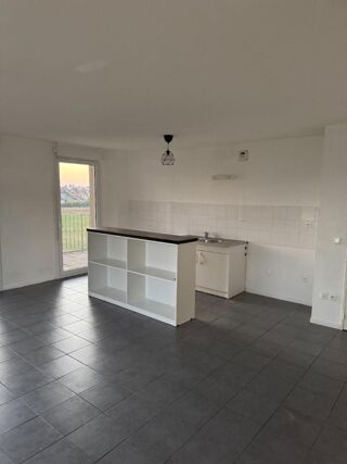  Appartement à louer 3 pièces 67 m²