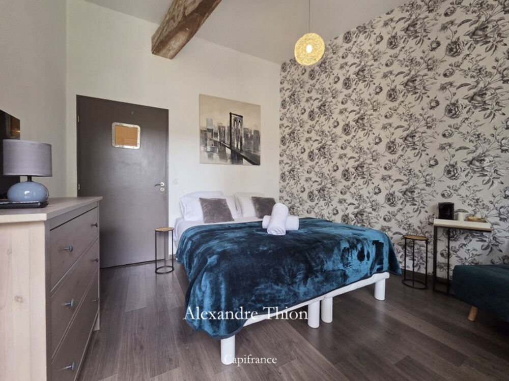 à vendre  Propriété/château Pérouges (01800)