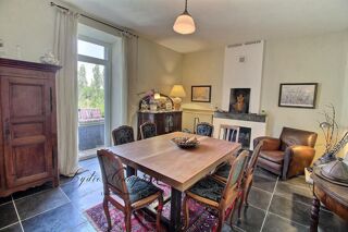  Propri�t�/ch�teau � vendre 11 pi�ces 305 m�