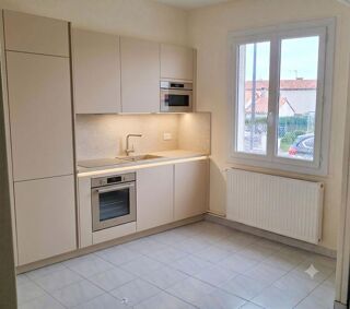  Villa à vendre 9 pièces 97 m²