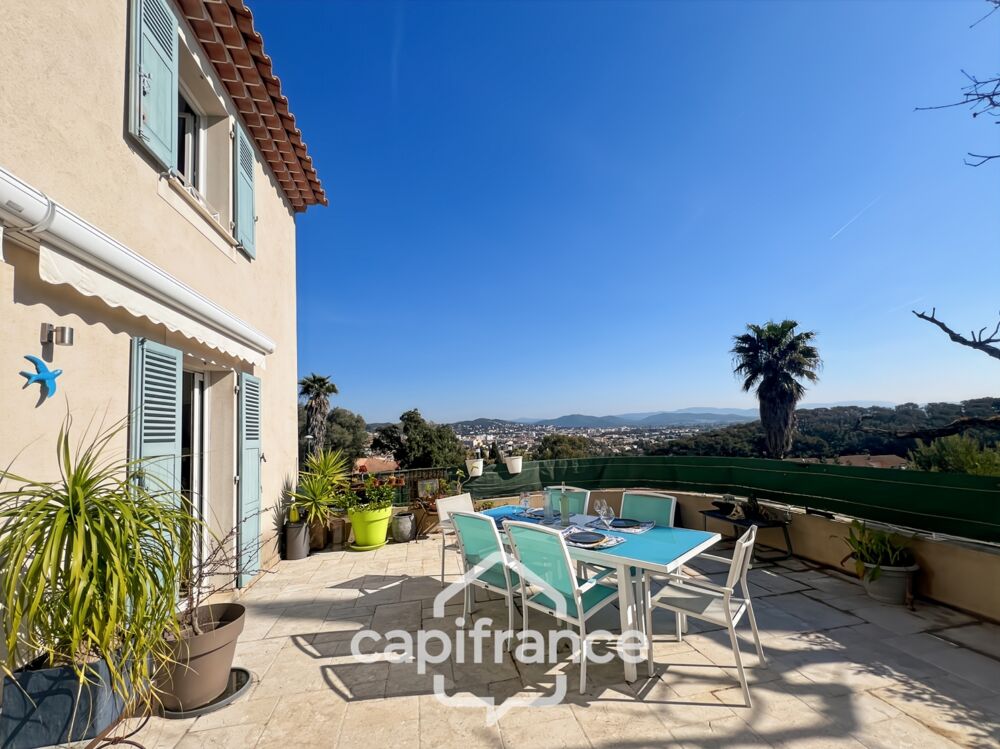 Vente Maison Maison à vendre 5 pièces HYERES (83), Costebelle, Parc de la Luquette, 3 chambres, Garage double et grande Terrasse de 65m2 Hyeres