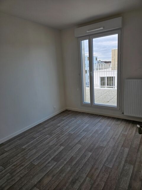  Appartement � louer 4 pi�ces 77 m� Carrieres sous poissy