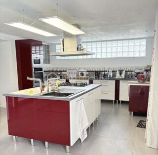  Maison � vendre 11 pi�ces 345 m�