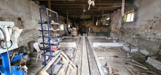  Remise / Grange � vendre 1 pi�ce 137 m�