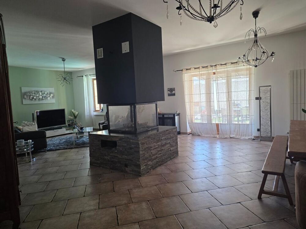 Maison Marseille 5 pièce(s) 181 m2 avec jardin
