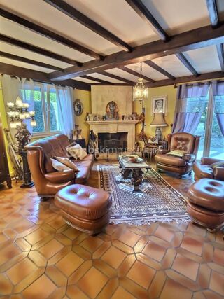  Maison � vendre 8 pi�ces 328 m�