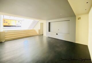  Maison  louer 6 pices 222 m