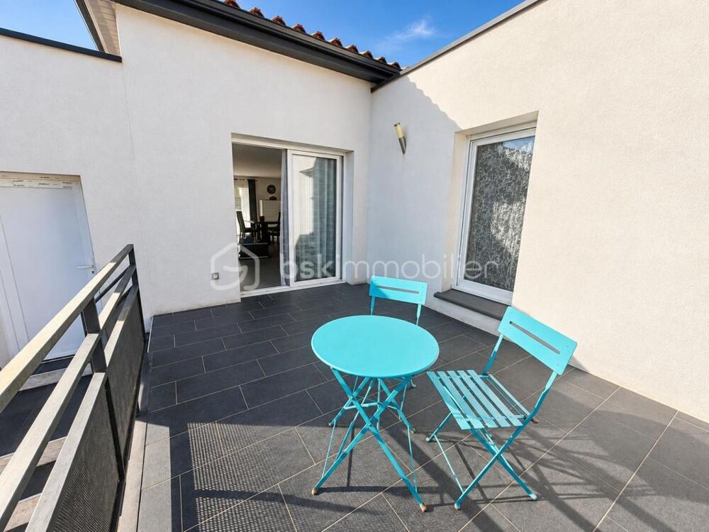 Vente Maison Maison plain-pied 3 chambres – Piscine – DPE A – Saint-Hilaire-de-Brethmas Saint hilaire de brethmas