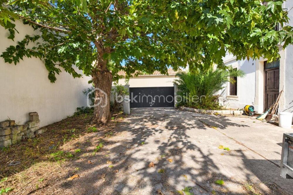 Vente Maison Maison de village avec jardin et stationnements Aigues mortes