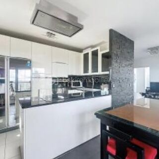  Duplex/triplex � vendre 5 pi�ces 104 m�