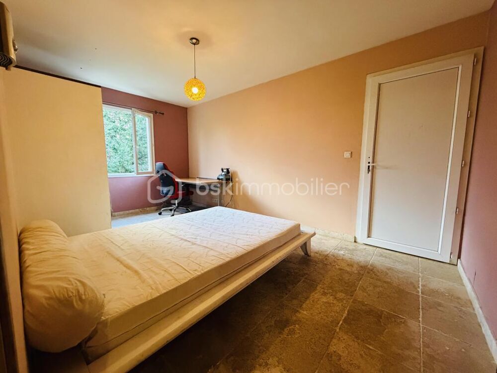 � vendre  Villa Poulx (30320)