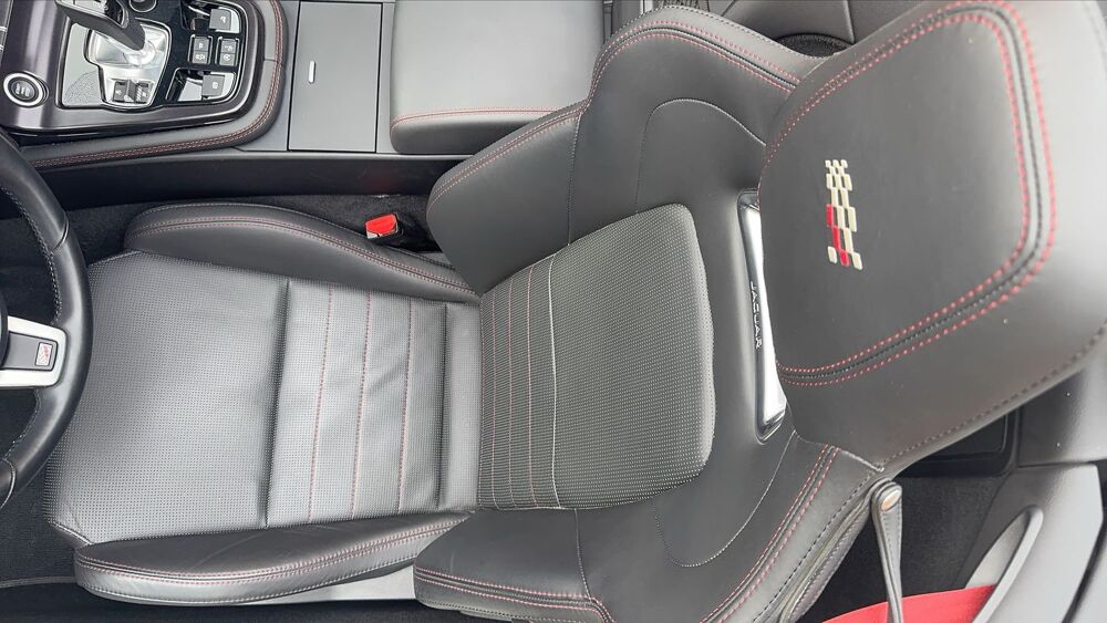 F-Type Roadster 2.0 Turbo 300 BVA Chequered-Flag - Automatique Entr 2019 occasion 64500 Saint Jean De Luz