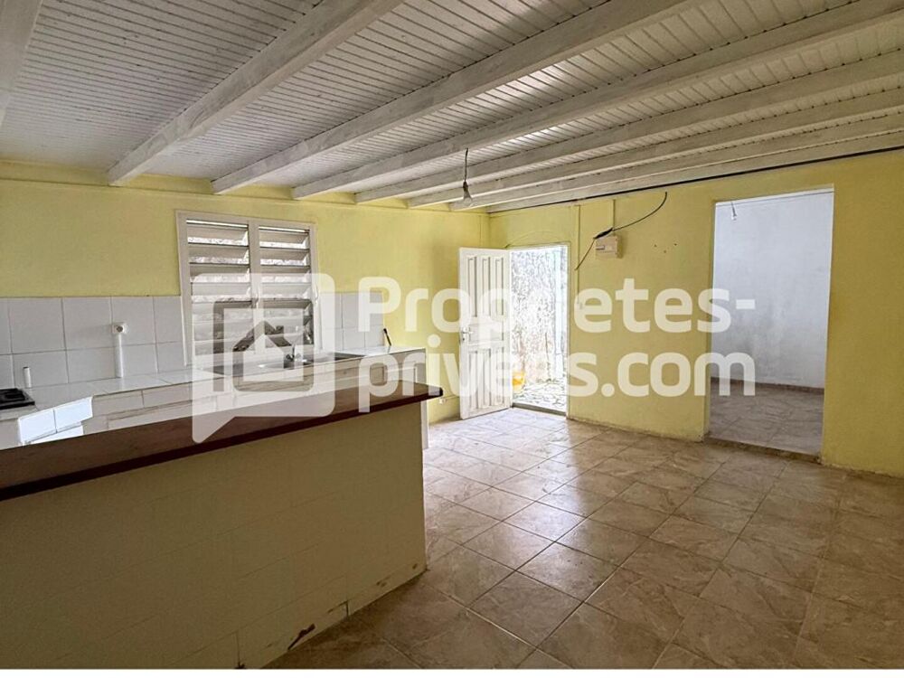 Vente Maison Maison individuelle 3 pièce(s) à rénover, Baie-Mahault Baie mahault