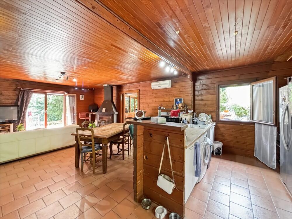 Vente Chalet Maison 4 pièces de 121 m² à Meilhac Meilhac