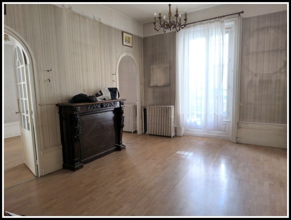 MAISON DE VILLE A RENOVER