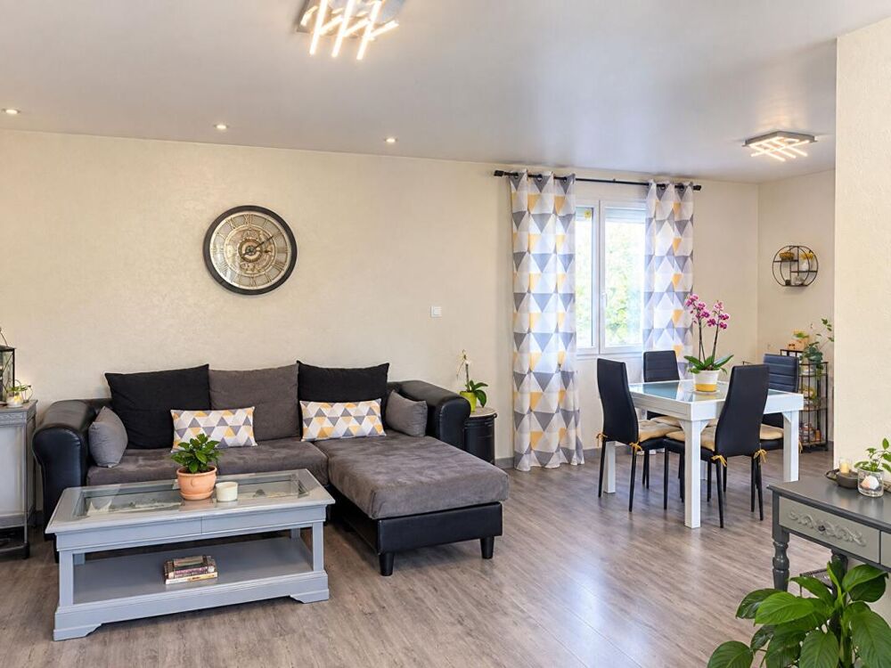 Vente Maison Maison de plain-pied de 90 m²  3 chambres  terrain de 4 715 m² avec verger La chapelle saint aubin