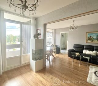  Appartement � vendre 4 pi�ces 77 m�