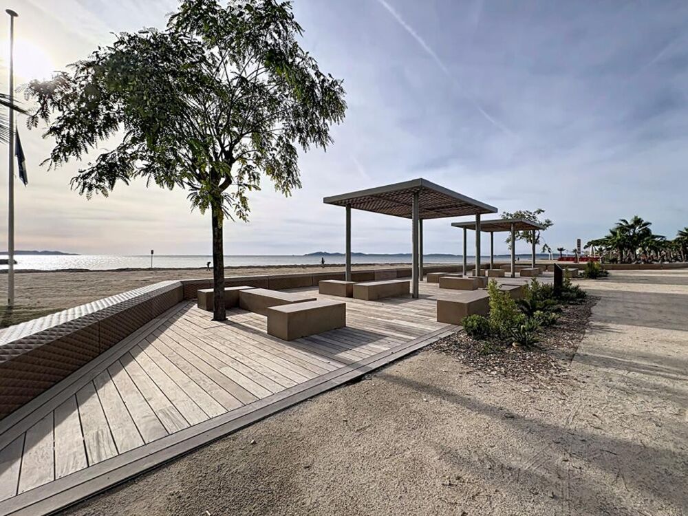 Vente Appartement La Londe-les-Maures ? Charmant duplex de 44 m² de surface utile avec loggia plein Sud, proche de la mer La londe les maures