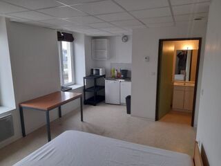  Appartement à louer 1 pièce 26 m²