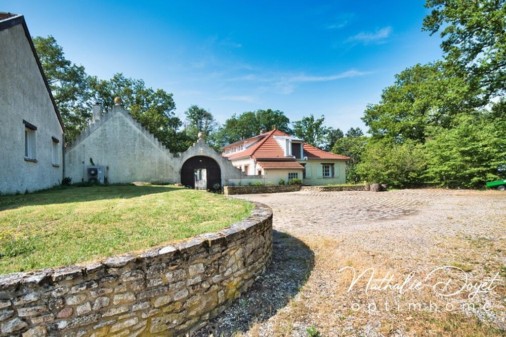 Maison 14 pièces 450 m² à Mont Notre Dame