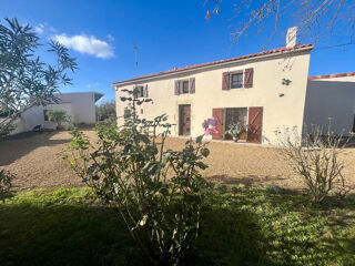  Ferme à vendre 7 pièces 169 m²