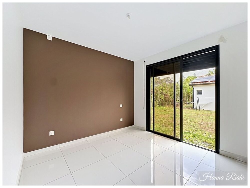Vente Maison Maison à vendre 4 pièces BAIE MAHAULT (971) Baie mahault