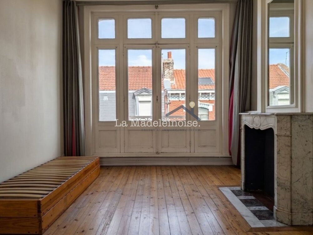 Vente Appartement Appartement T3 de 66 m² au charme d'époque, à 3 minutes du tramway Botanique La madeleine