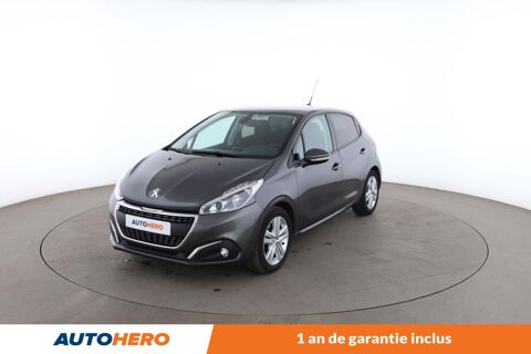 Peugeot 208 1.2 PureTech Signature 5P 82 ch 2019 occasion Issy-les-Moulineaux 92130