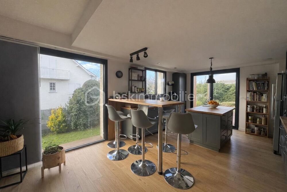 Vente Maison Maison 220 m² – Pau Nord secteur Hippodrome – 7 pièces – Terrain 1036 m² Pau