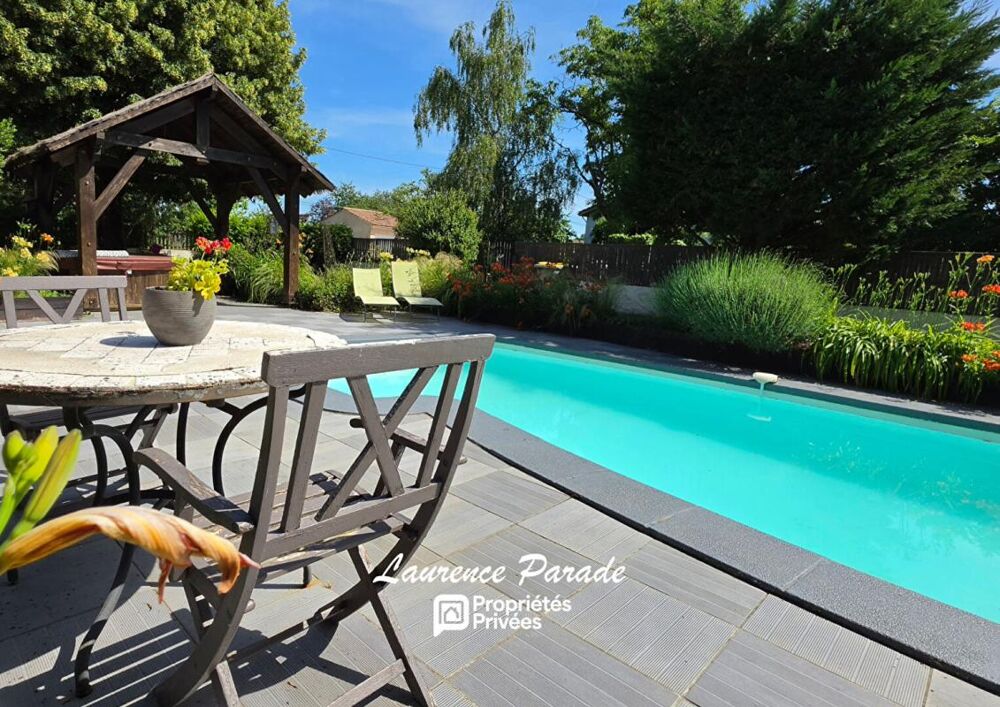 Maison et deux logements garage piscine