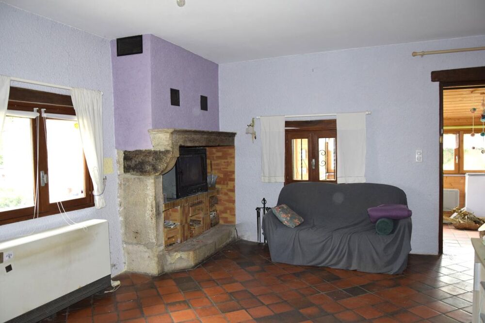 Vente Maison Maison 88 m² - 5 pièces  avec jardin et grange Saint julien de coppel