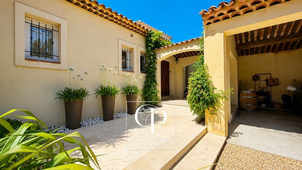 Vente Villa Maison à vendre 8 pièces ROGNES (13) Rognes