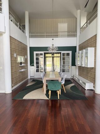  Propriété/château à vendre 9 pièces 420 m²