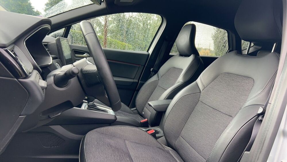 Captur 1.6 E-Tech 145 Hybrid BVA6 Intens 2022 occasion 76240 Belbeuf