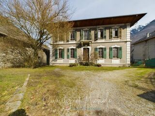  Immeuble � vendre 374 m�