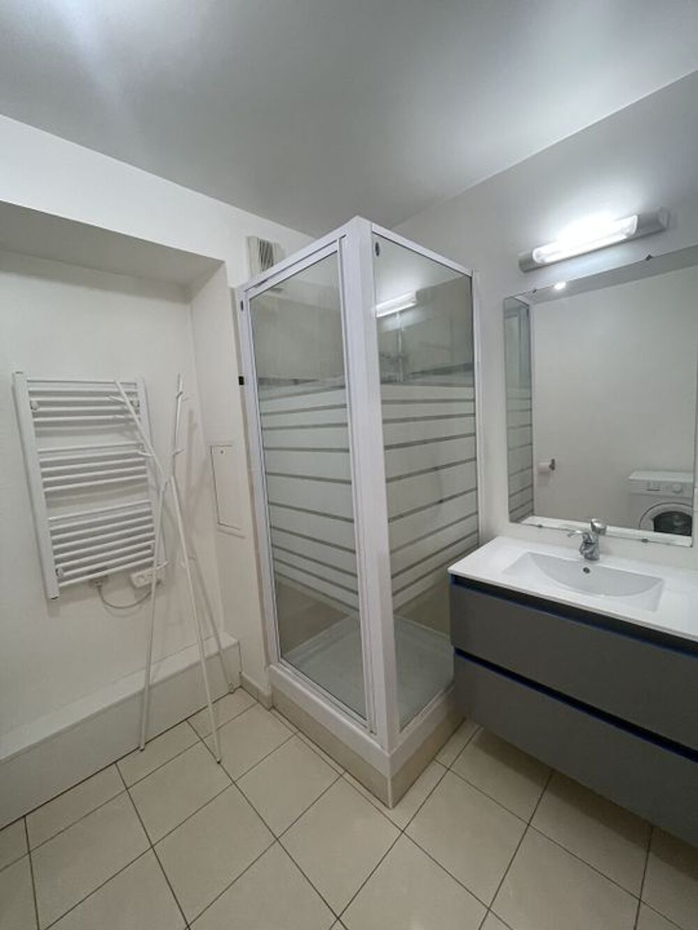Location Appartement Studio de 27m2 à louer sur Courbevoie Courbevoie
